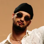 L&rsquo;Algérino : Le chanteur franco-algérien qui fait danser les deux rives de la Méditerranée